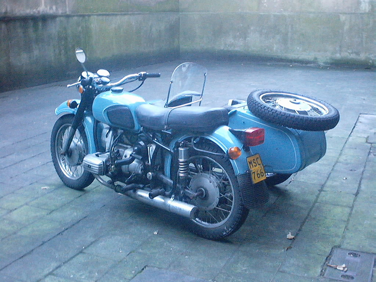 Мотоцикл Днепр темно синий